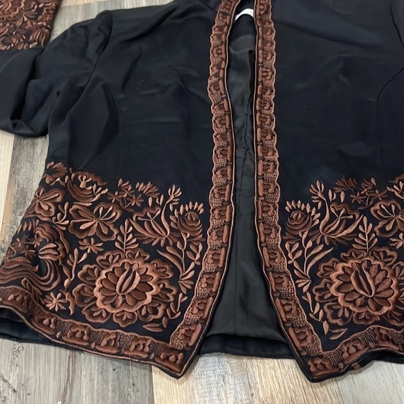 Coldwater Creek Black w/Embroidered Brown Border Jacket Size 8 - Picture 4 of 7